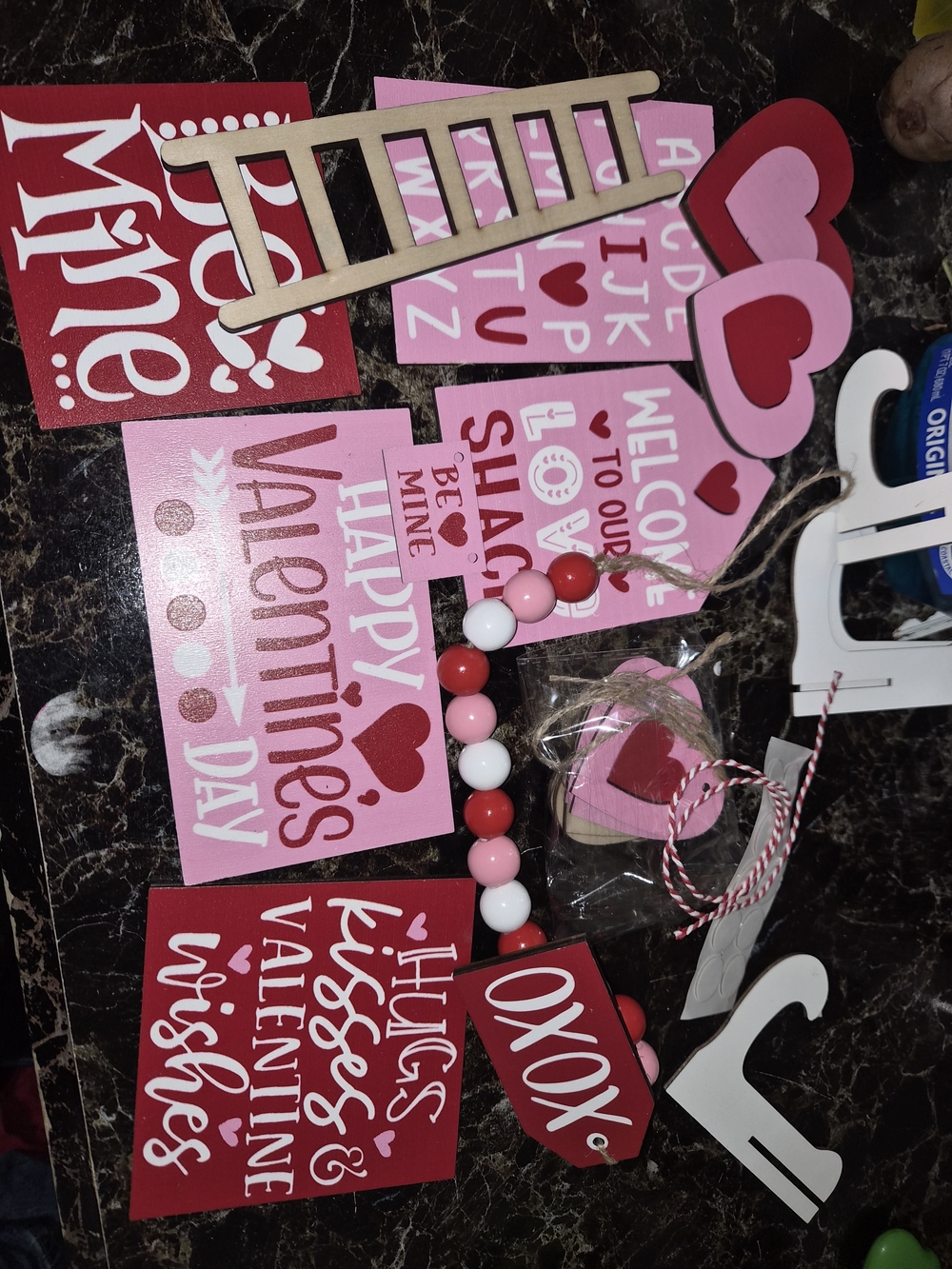 Valentine's Day Pink & Red Home Party Decorations Set